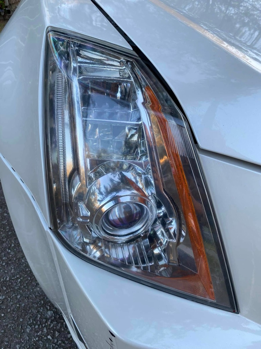 Crystal clear headlight after restoration